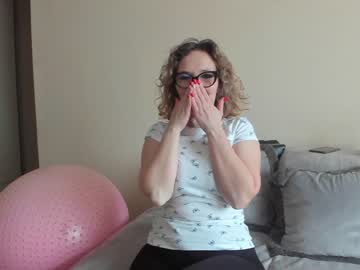 webcam girl emilymilf__ today image #3831921