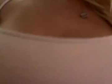 webcam girl mariah95 today image #2536801