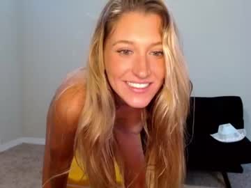 webcam girl addisonvodka today image #1942606
