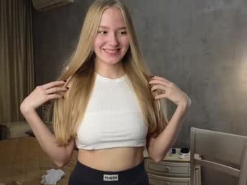 webcam girl merylharvison today image #4048340