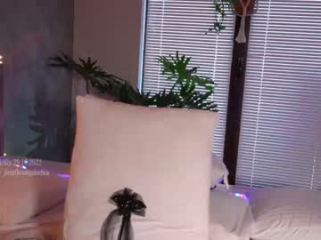webcam girl _deepthroatgalactica today image #2979082