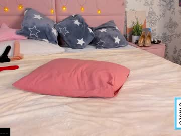 webcam girl stella_francess today image #3502690