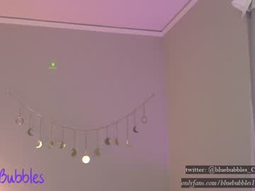webcam girl blue_bubbles118 today image #1577855