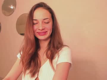 webcam girl strawberry_donut today image #923379