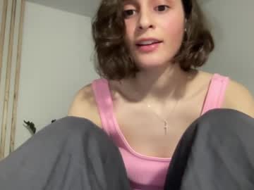 webcam girl crown_of_vice01 today image #3814332