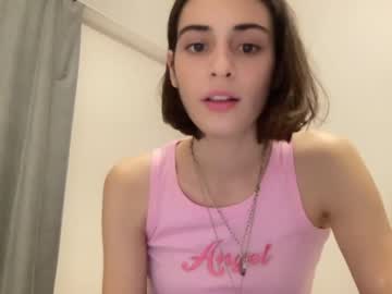 webcam girl crown_of_vice01 today image #2976597