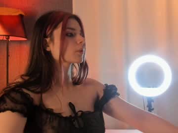 webcam girl crystalreves today image #1929863