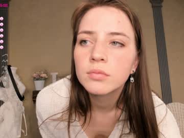webcam girl kaitlynleea today image #3850153