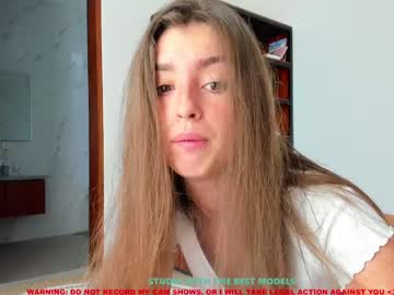 webcam girl coy_amina today image #2138909