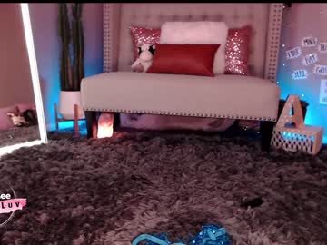webcam girl aubrilee today image #3606756