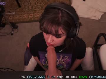 webcam girl evelynpiers today image #3514228