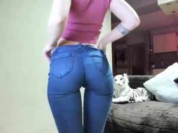 webcam girl sofiaandwonderland today image #1152381
