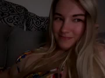webcam girl mariah95 today image #1915555