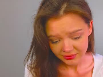 webcam girl itwasinstwilight today image #4021165