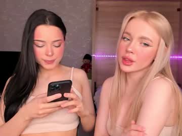 webcam girl bon_bon0 today image #3200886