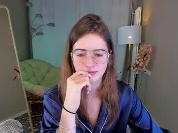 webcam girl zlata_luna today image #490137