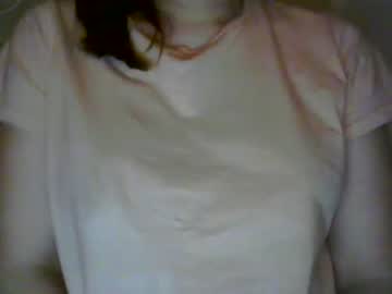 webcam girl yourshyberry0_0 today image #1275255