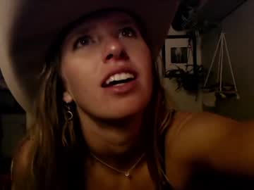 webcam girl lucy_gooosey today image #3894369