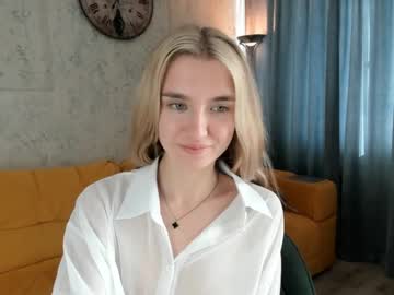 webcam girl big_blue_eyese today image #4027916