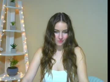 webcam girl frmetineliaxixx today image #1117486