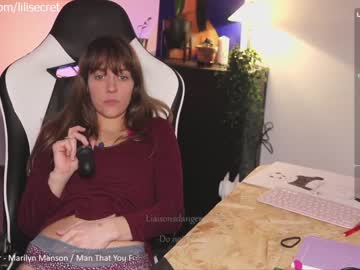 webcam girl liaisonsdangereuses today image #1093481
