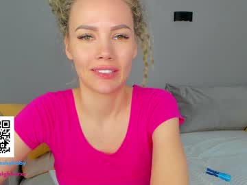 webcam girl dontbeshybaby today image #3717661