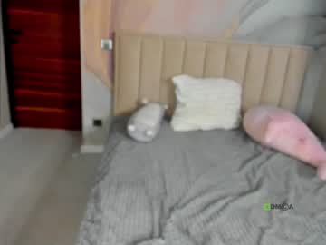 webcam girl zoe_0 today image #2242996