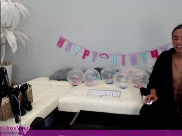 webcam couple jinxy_moans today image #2638405