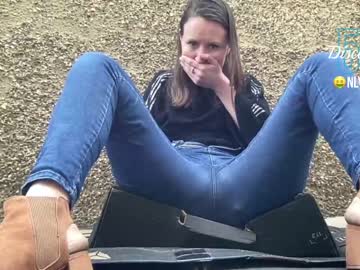 webcam girl eatmypie69 today image #1558959