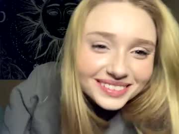 webcam girl princesshannnnn today image #1231976