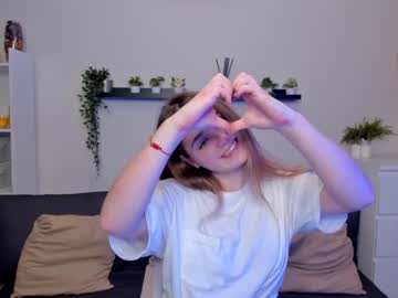 webcam girl caitlin_bell today image #100095