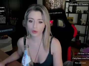 webcam girl kimilee22 today image #3891423