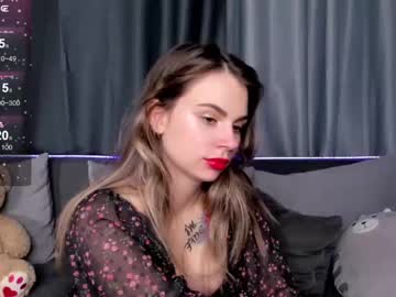 webcam girl _your_little_demon_ today image #4039980