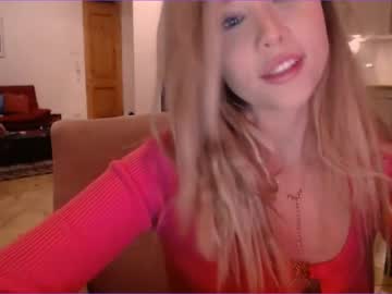 webcam girl bitter_moon today image #3199937