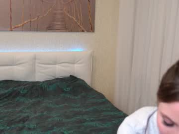 webcam girl trisloveiso today image #1231801