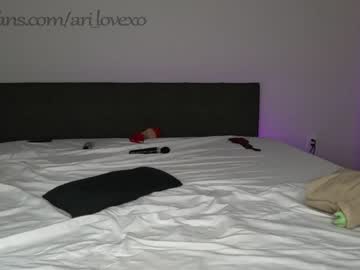 webcam couple ari_lovexo today image #3915232