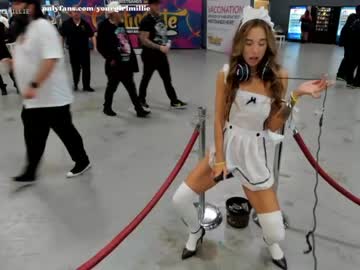 webcam girl yourgirlmillie today image #2939410