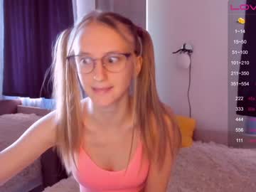 webcam girl angeellina today image #1372790