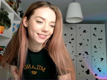 webcam girl thisisamelia today image #3683414