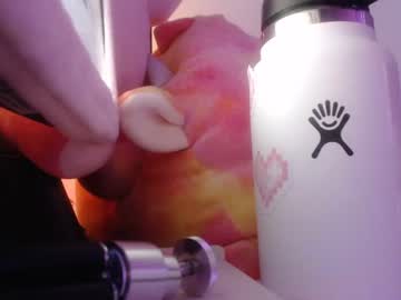 webcam girl hornykittykawaii today image #1665223