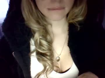 webcam girl hannahannaa today image #2839246
