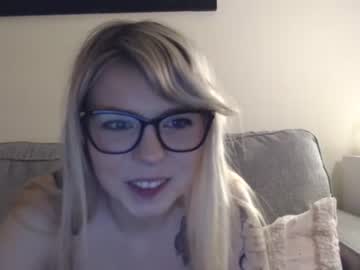 webcam girl venus_in_leo today image #416095