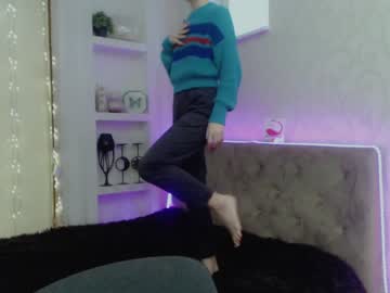 webcam girl alma_harrison today image #1090598