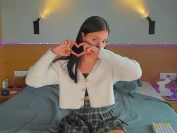 webcam girl sweetie_karoline today image #2879460