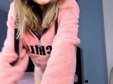 webcam girl tokpokki_m today image #2791582