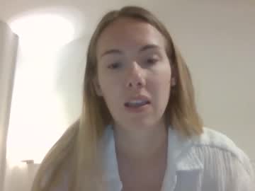 webcam girl ivyyy1995 today image #4086056