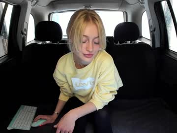 webcam girl joobeelee today image #882792