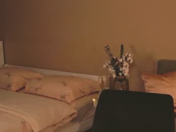 webcam girl rich_roxy today image #1991993