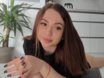 webcam girl meryfoxxx today image #2728090