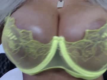 webcam girl marrylouanne today image #2525161